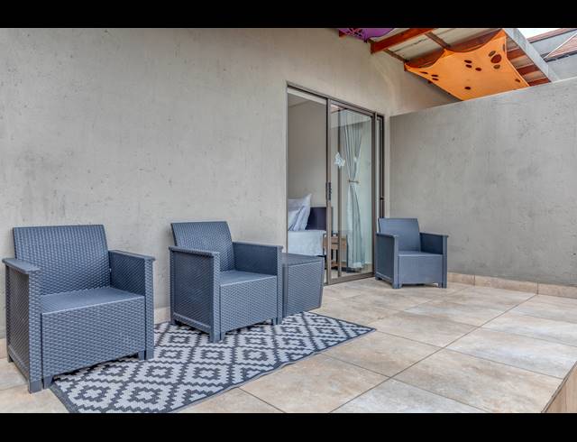 1 BEDROOM STUDIO APARTMENT TO LET IN RIVONIA